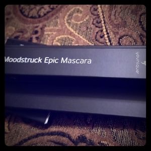 Epic Moodstruck Mascara in Brown